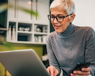 Federal Agency class request Lady on laptop